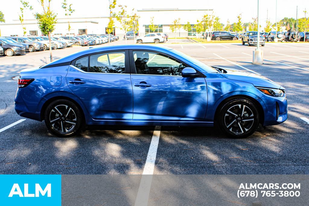 Used 2024 Nissan Sentra SV FWD image 8
