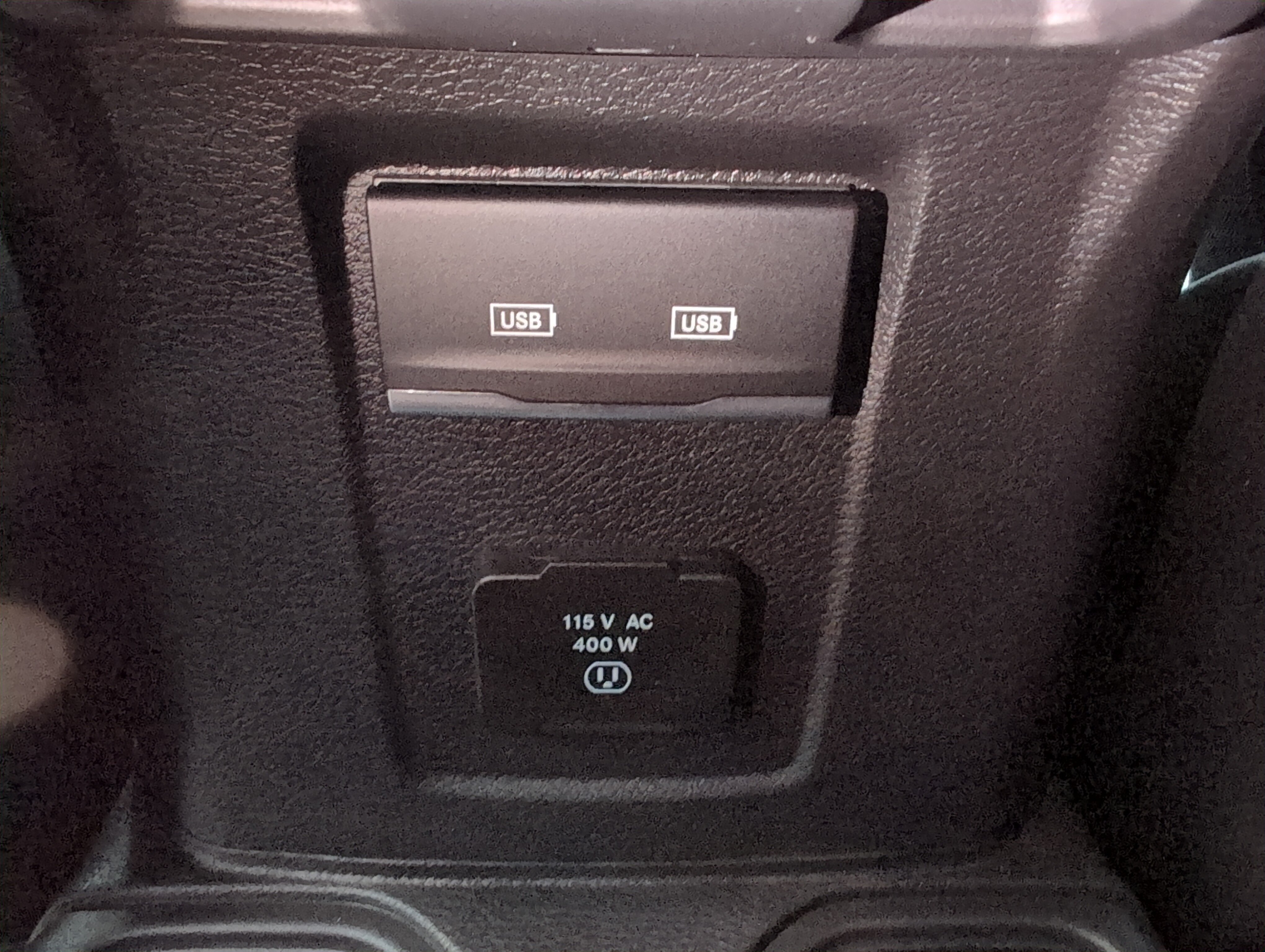 Used 2024 Jeep Gladiator Mojave AWD/4WD image 36