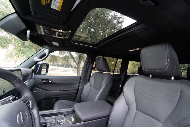 Used 2025 Lexus GX 550 550 Luxury image 23