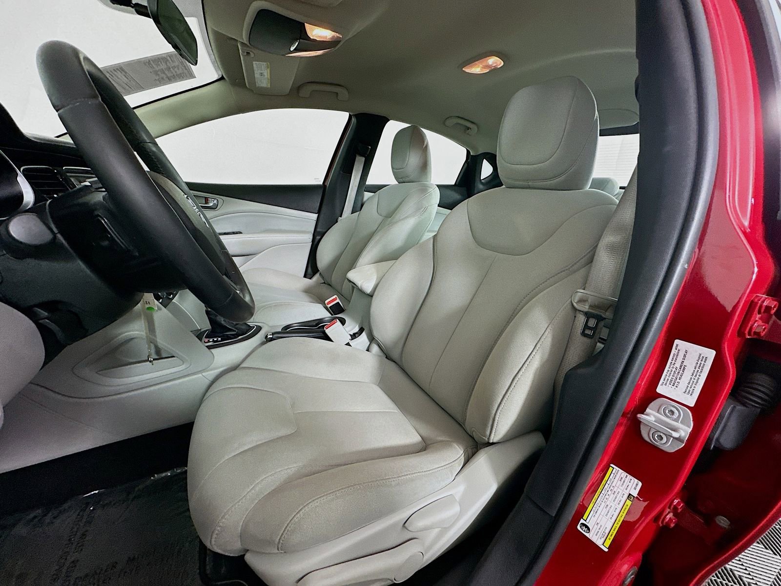 Used 2013 Dodge Dart SXT w/ Popular Equipment Group FWD image 18