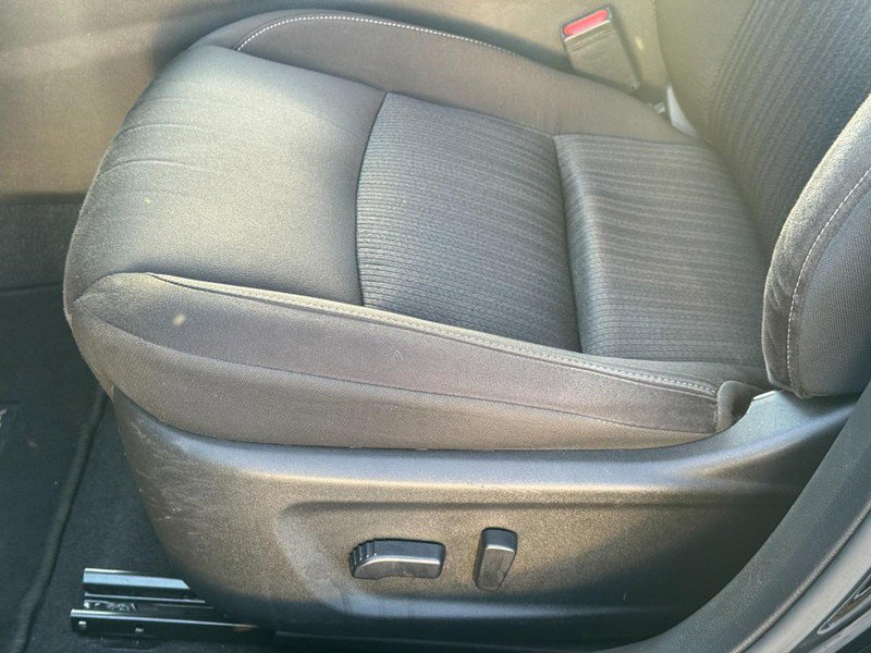 Used 2024 Nissan Altima 2.5 SV FWD image 22