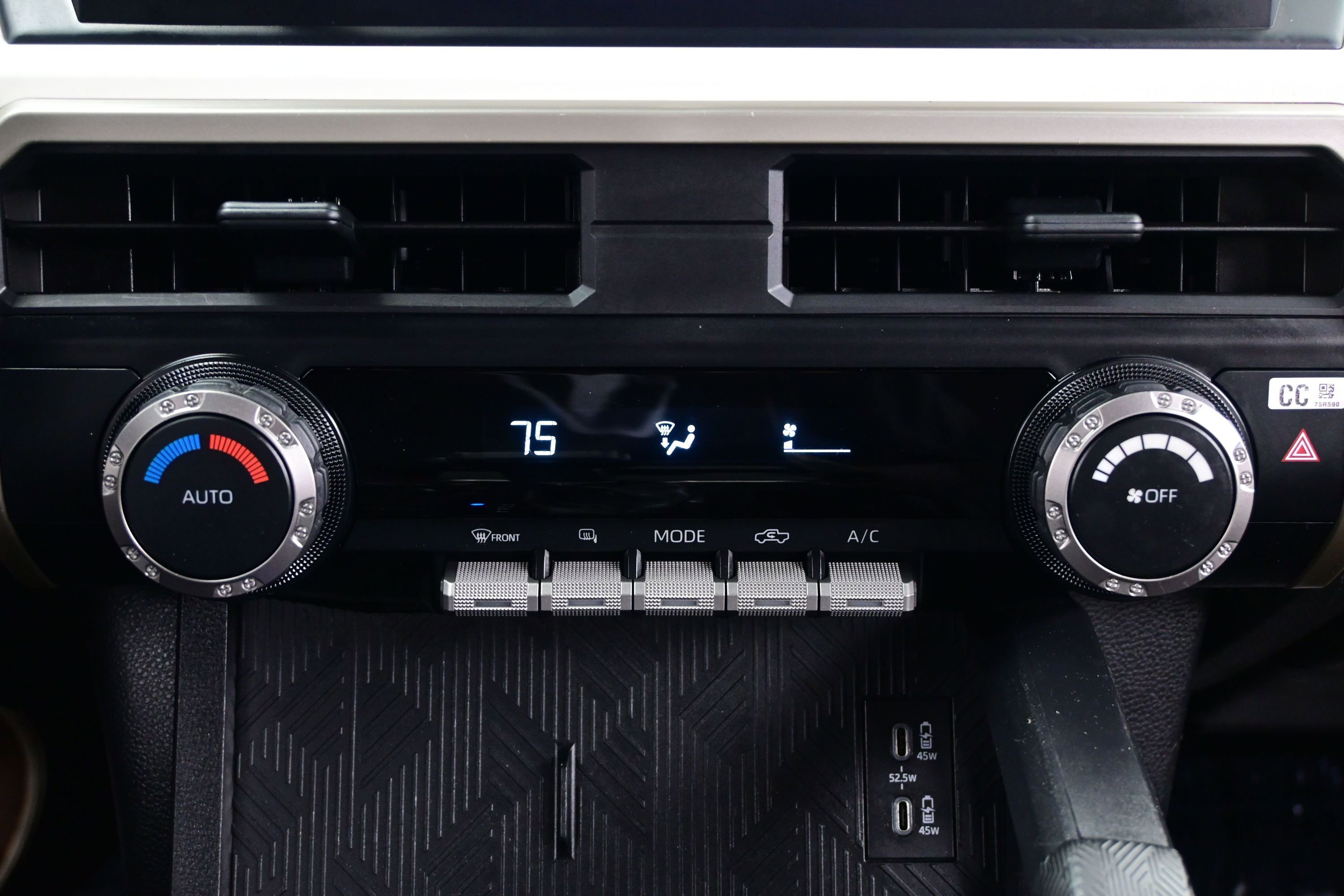 Used 2024 Toyota Tacoma TRD Off-Road AWD/4WD image 19