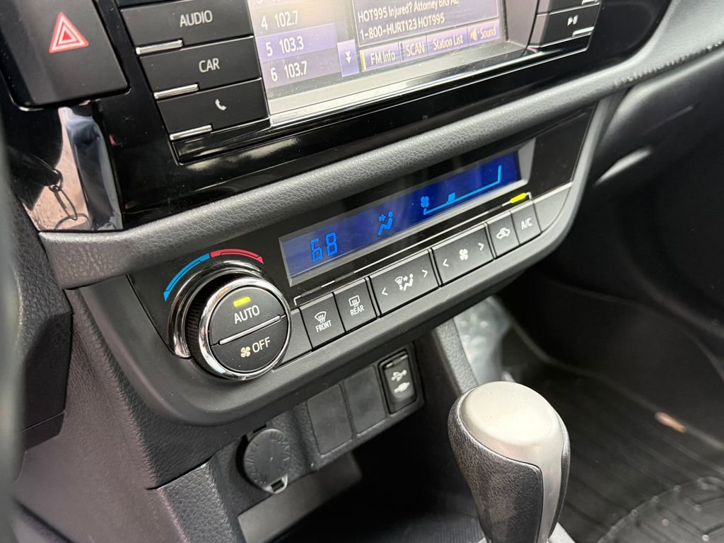 Used 2014 Toyota Corolla S FWD image 15