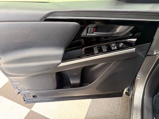 Used 2024 Toyota bZ4X XLE w/ Weather Package image 14