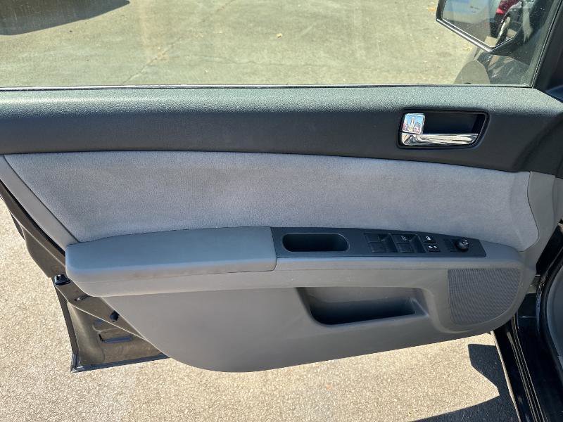 Used 2009 Nissan Sentra 2.0 S FE+ FWD image 11