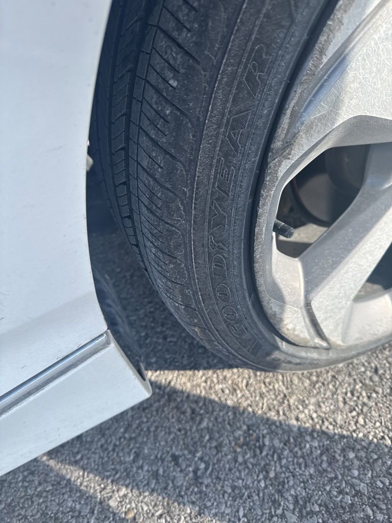 Used 2019 Honda Accord Touring image 12