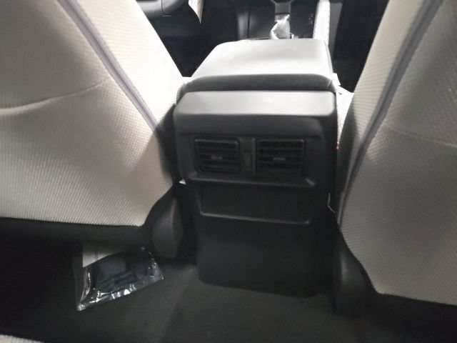 New 2026 Toyota 4Runner SR5 AWD/4WD image 13