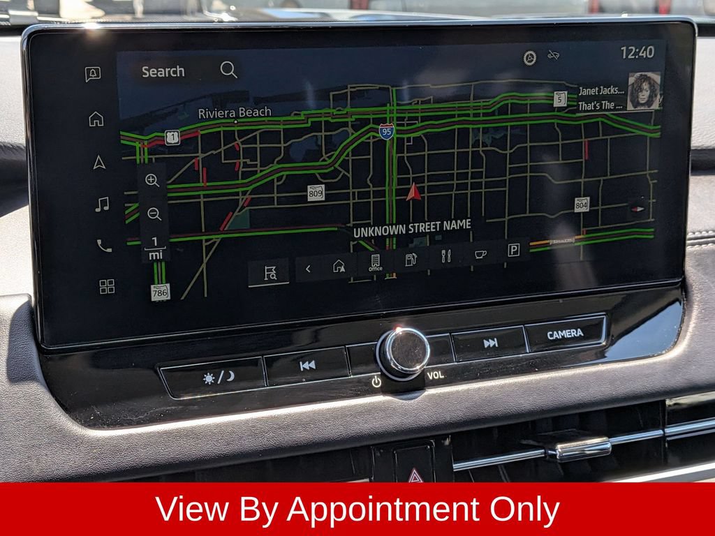 Used 2025 Mitsubishi Outlander SE AWD/4WD image 17