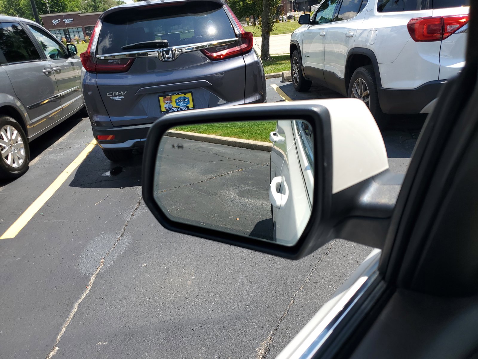 Used 2019 GMC Acadia SLT image 13