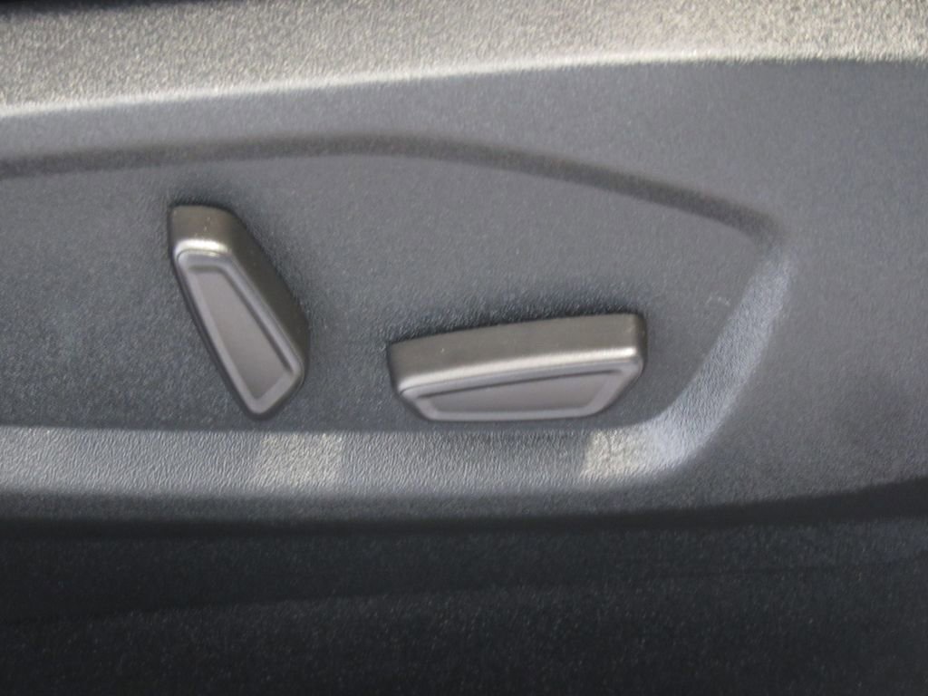 Used 2022 Ford Edge ST w/ Equipment Group 401A image 20