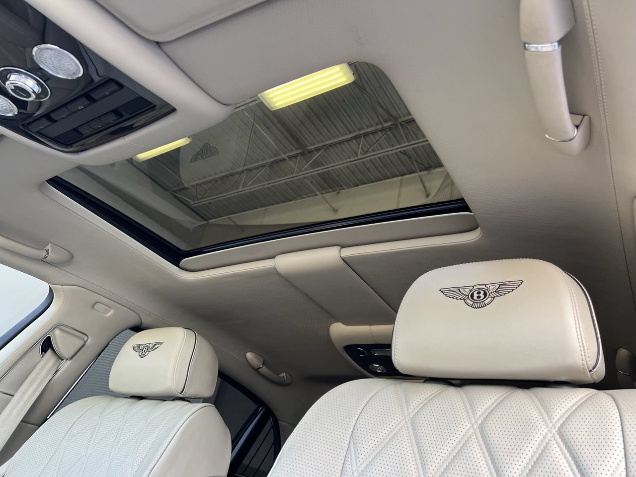 Used 2014 Bentley Flying Spur W12 AWD/4WD image 21