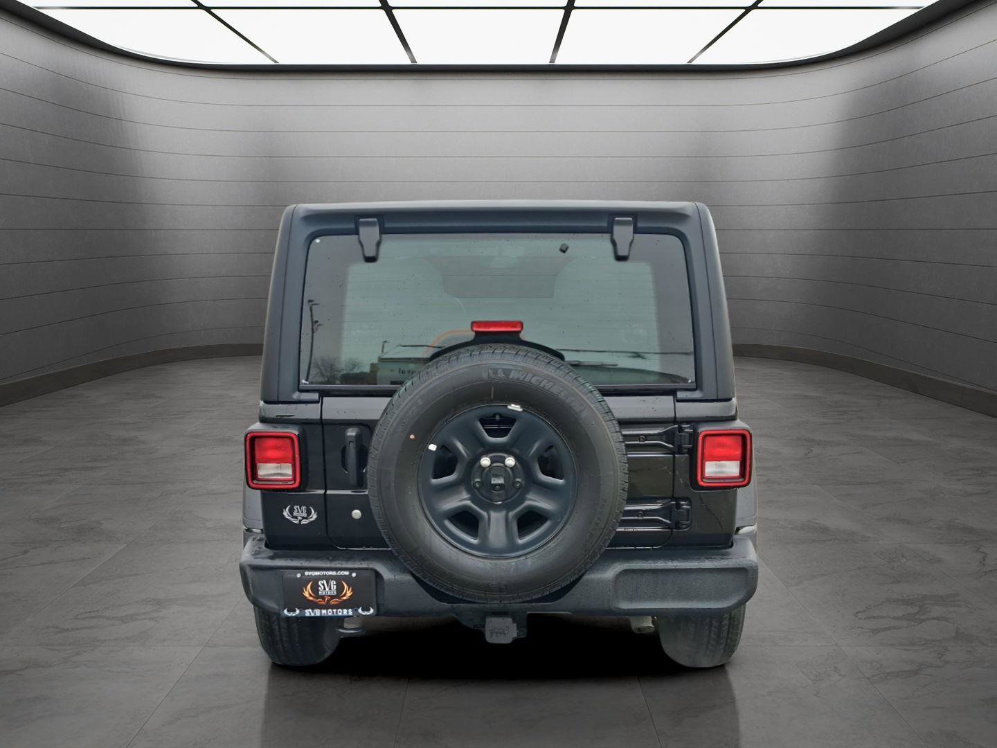 Used 2023 Jeep Wrangler Sport image 4