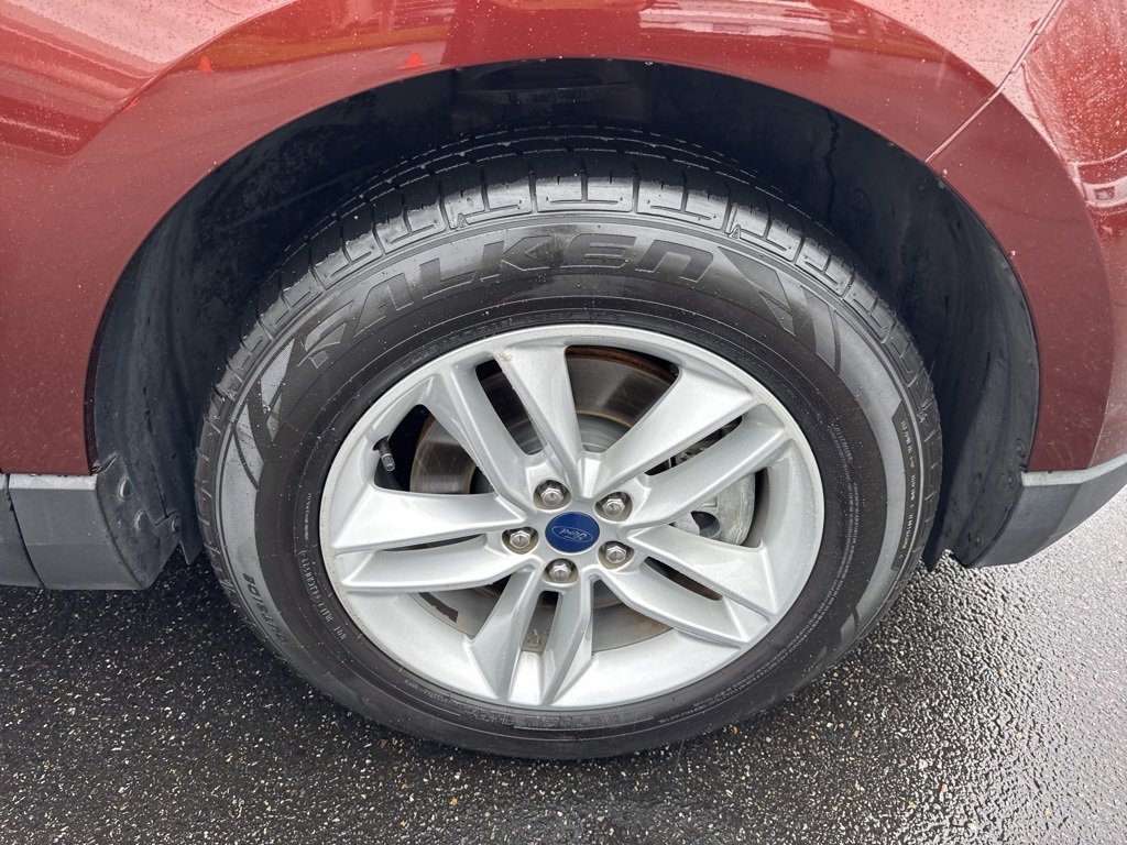 Used 2015 Ford Edge SEL w/ Equipment Group 201A image 9