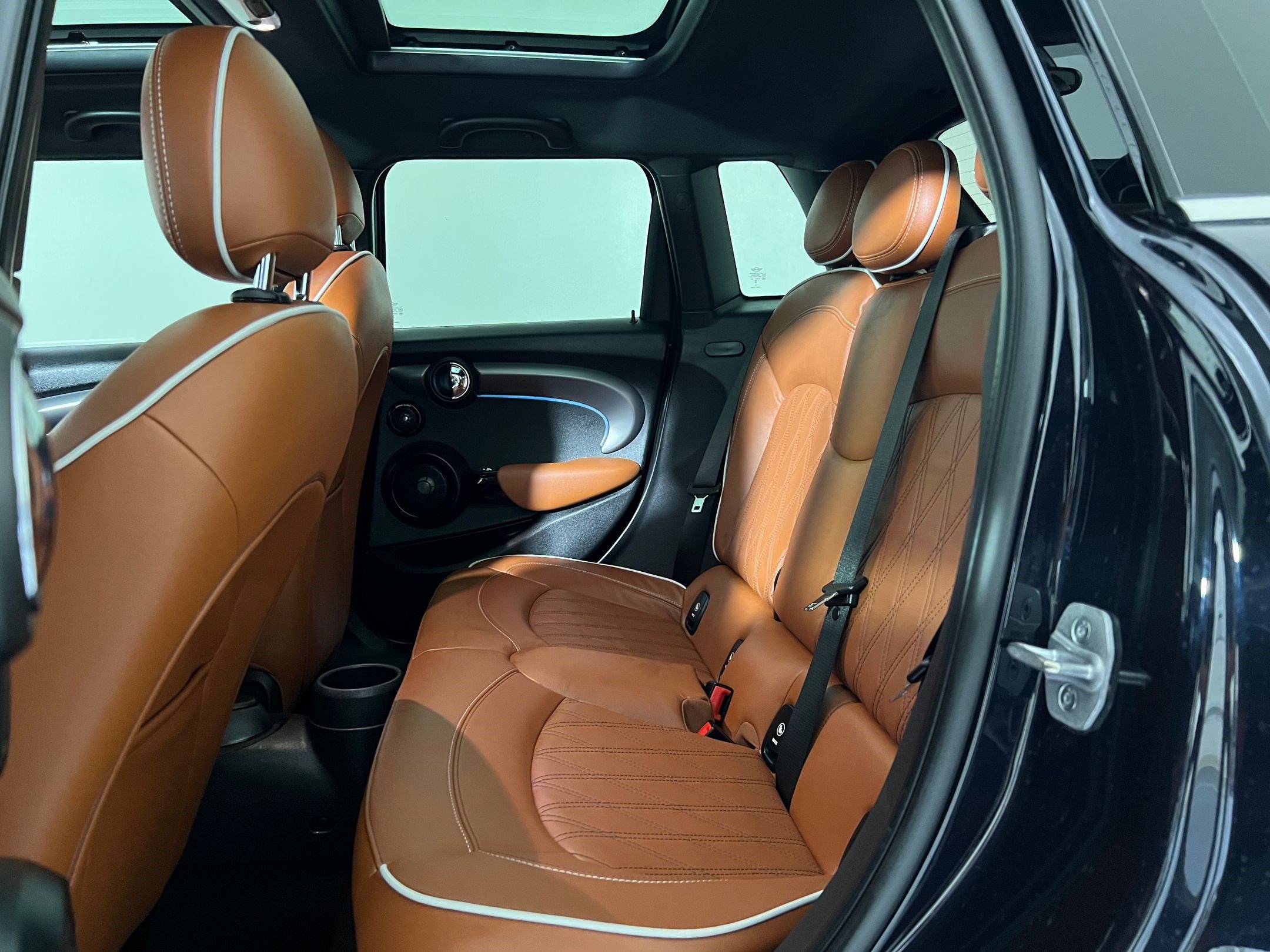 Used 2024 MINI Cooper S image 14