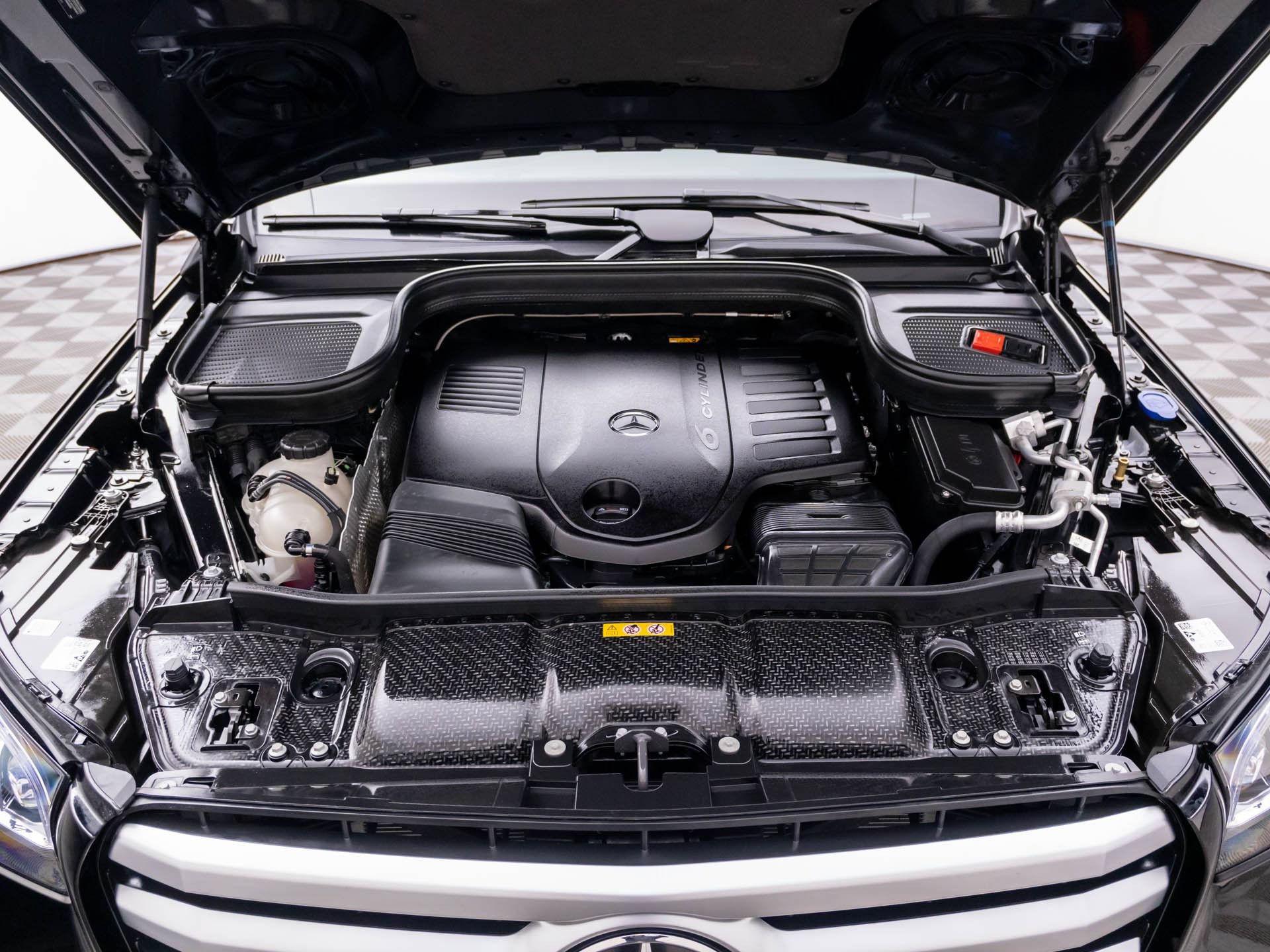New 2026 Mercedes-Benz GLS 450 4MATIC image 30