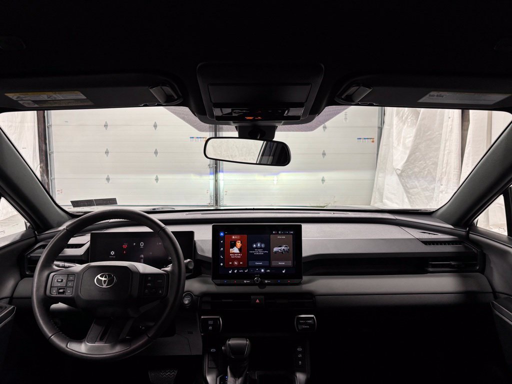 Used 2026 Toyota RAV4 SE w/ Weather Package AWD/4WD image 38