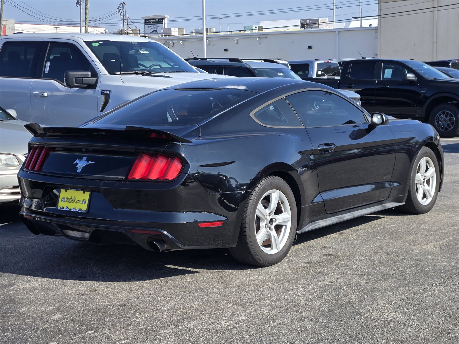 Used 2015 Ford Mustang Coupe image 5