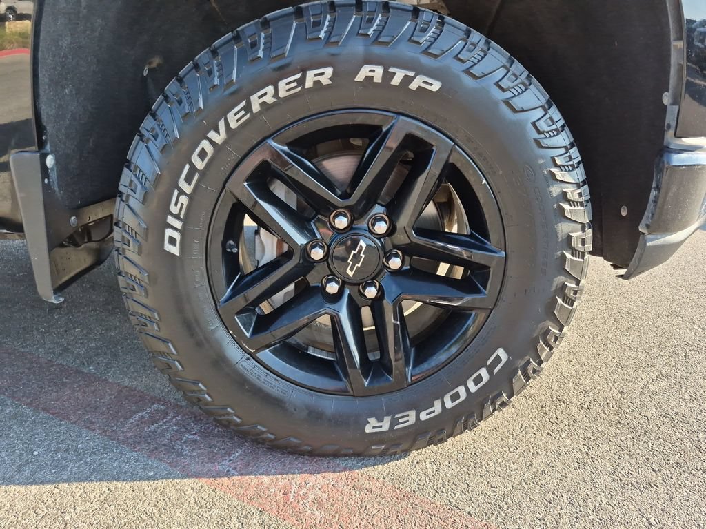 Used 2020 Chevrolet Silverado 1500 Custom Trail Boss w/ Custom Convenience Package AWD/4WD image 18