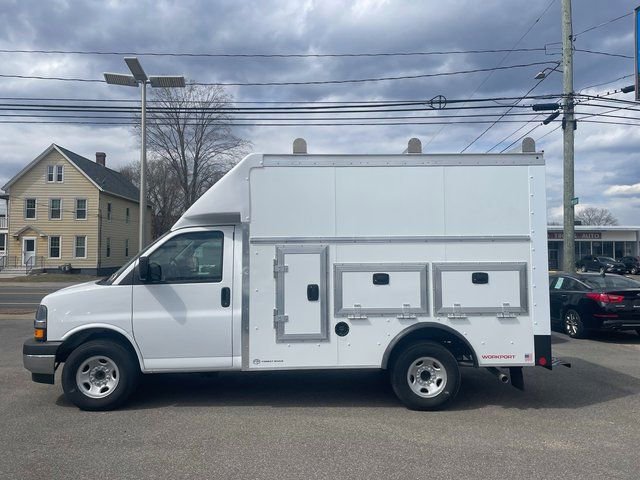 New 2025 Chevrolet Express 3500 w/ Power Convenience Package RWD image 3