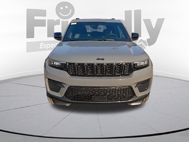 New 2027 Jeep Grand Cherokee Laredo X AWD/4WD image 2