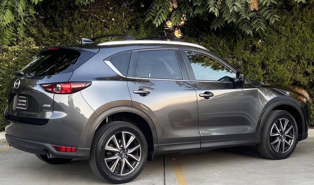 Used 2018 MAZDA CX-5 Touring w/ Preferred Equipment Package FWD image 4