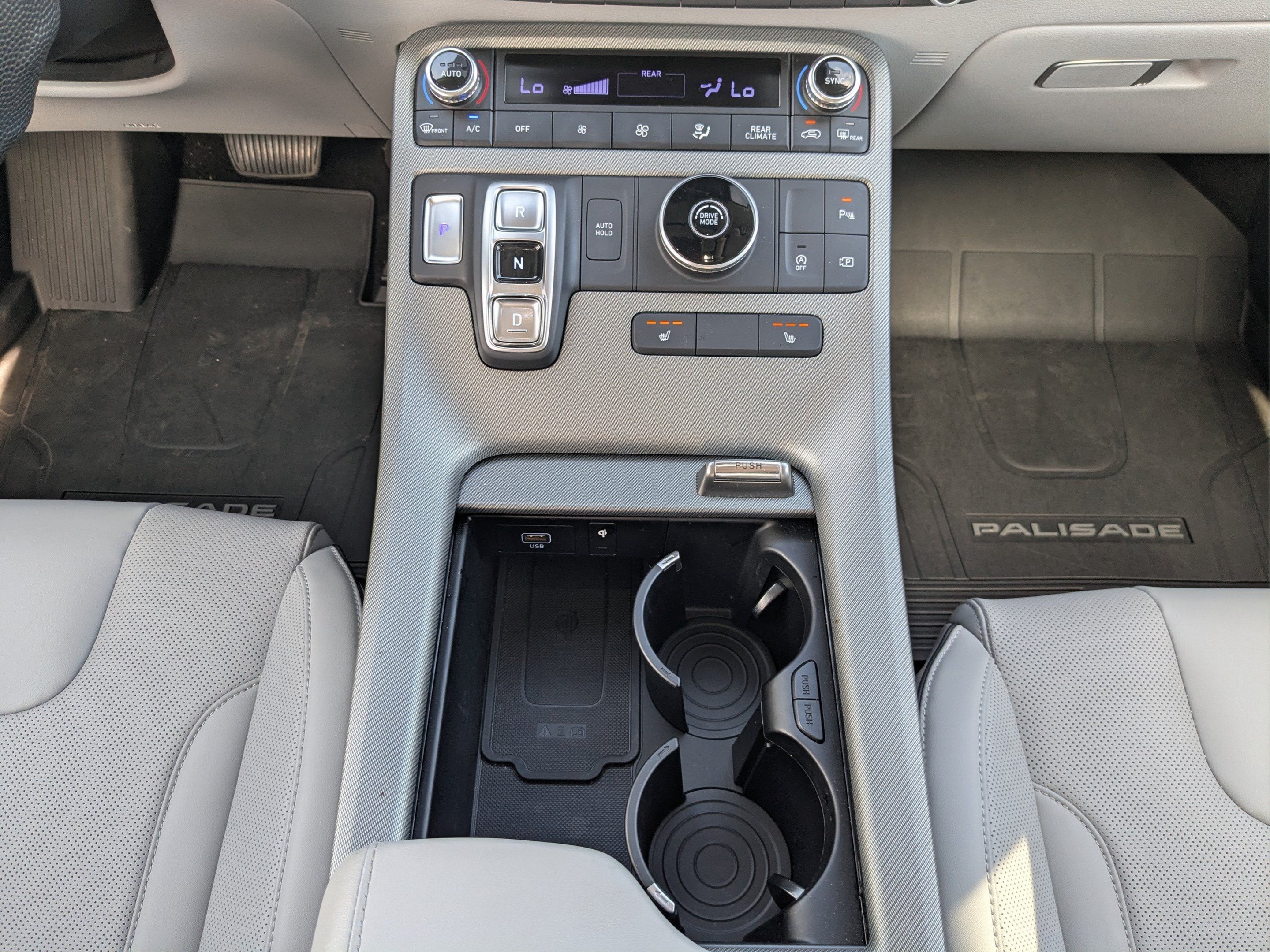 Used 2025 Hyundai Palisade SEL FWD image 18