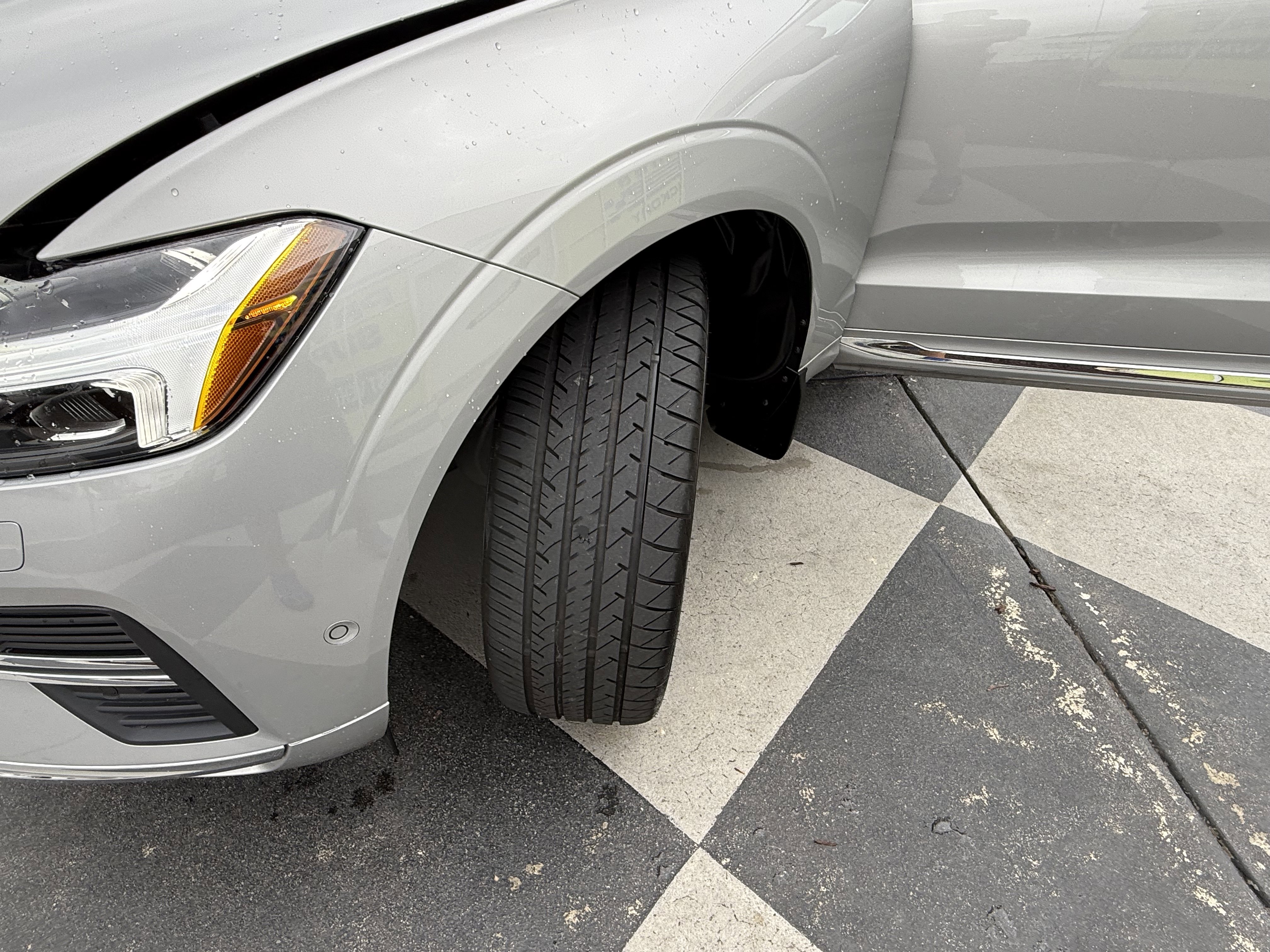 Used 2022 Volvo XC60 B5 Inscription w/ Advanced Package image 12