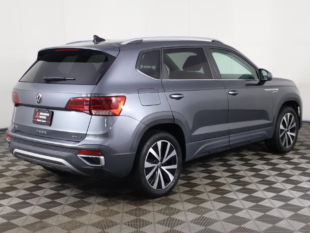 Used 2022 Volkswagen Taos SE image 9
