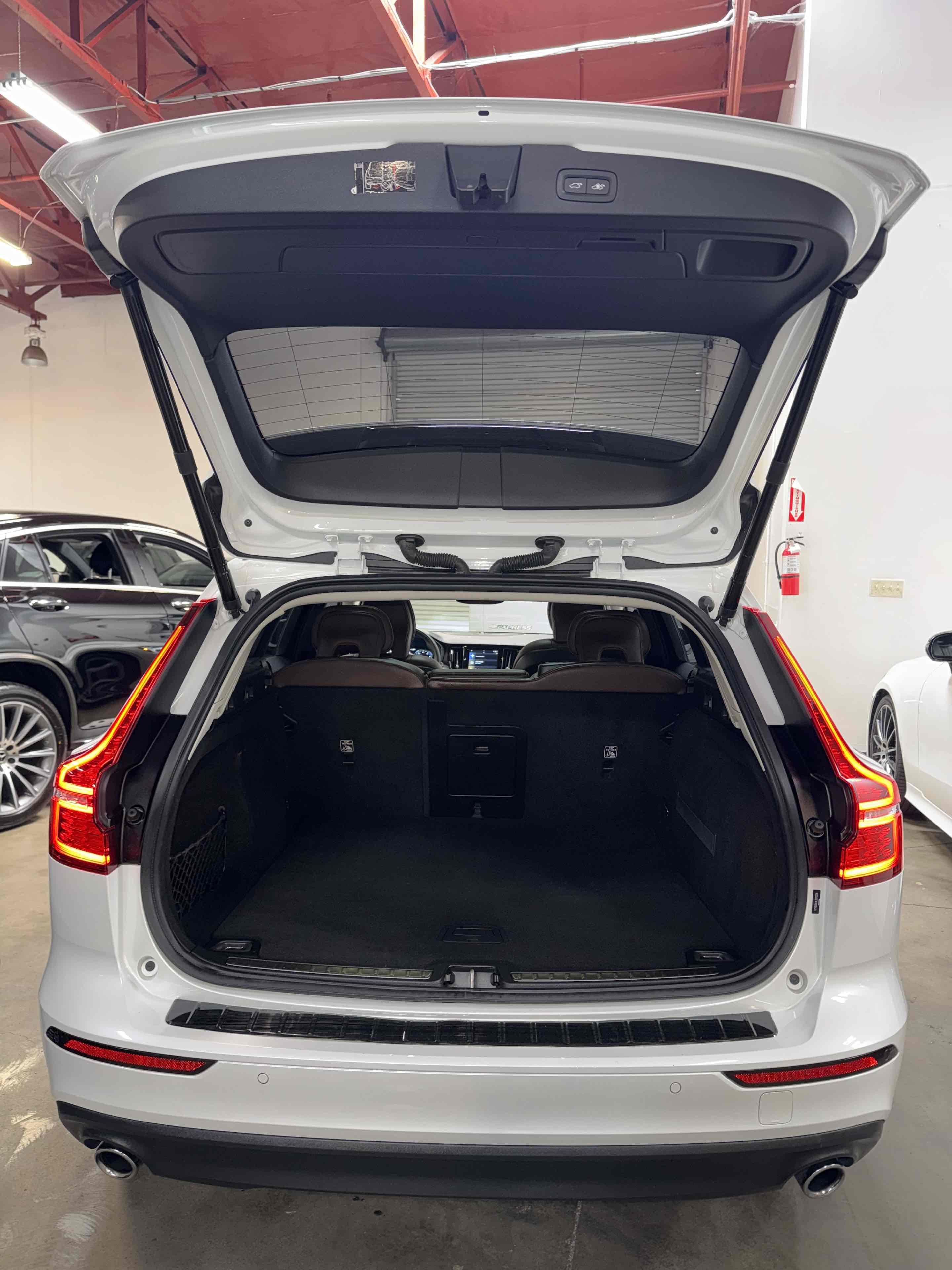 Used 2020 Volvo V60 T5 Momentum w/ Protection Package FWD image 67