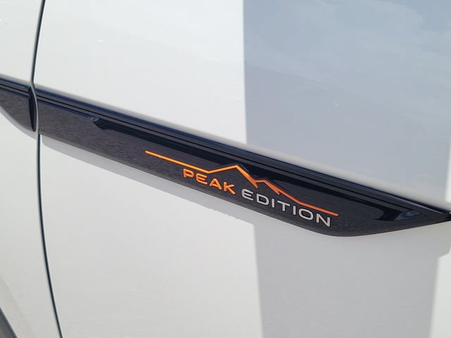 Used 2024 Volkswagen Atlas Peak Edition SEL AWD/4WD image 8
