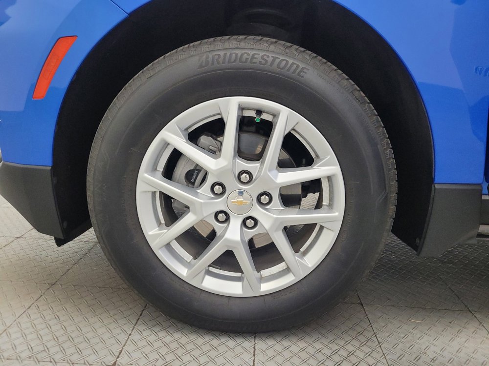 Used 2024 Chevrolet Equinox LT image 30