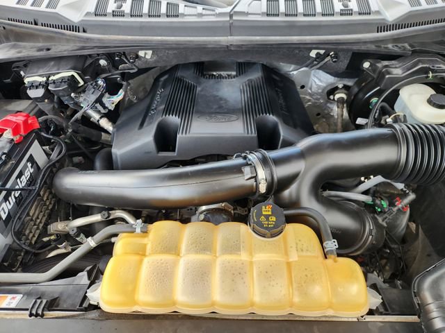 Used 2018 Ford F150 Platinum w/ Equipment Group 701A Luxury image 29