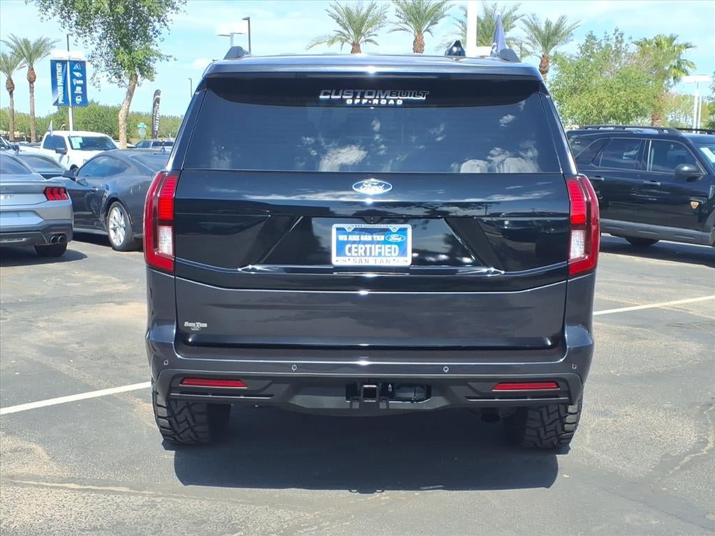 Used 2025 Ford Expedition Active image 5