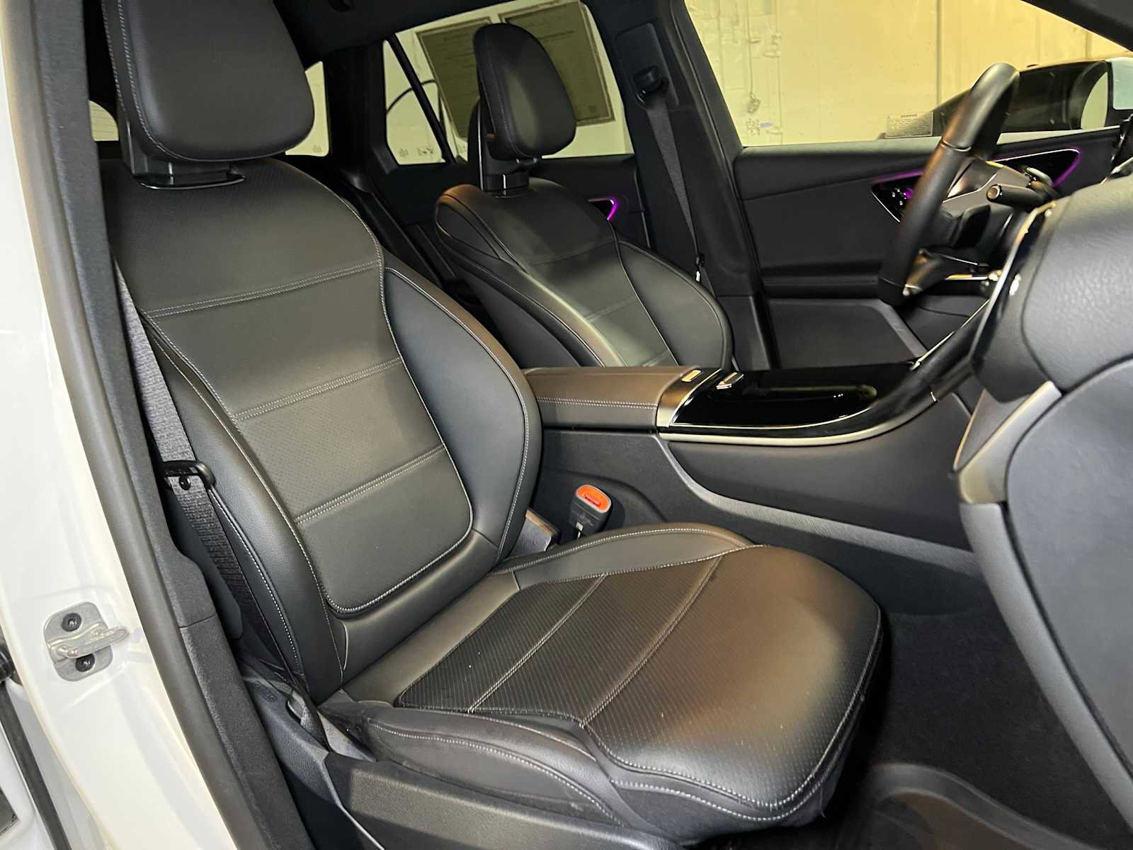 Certified 2025 Mercedes-Benz GLC 300 4MATIC image 13