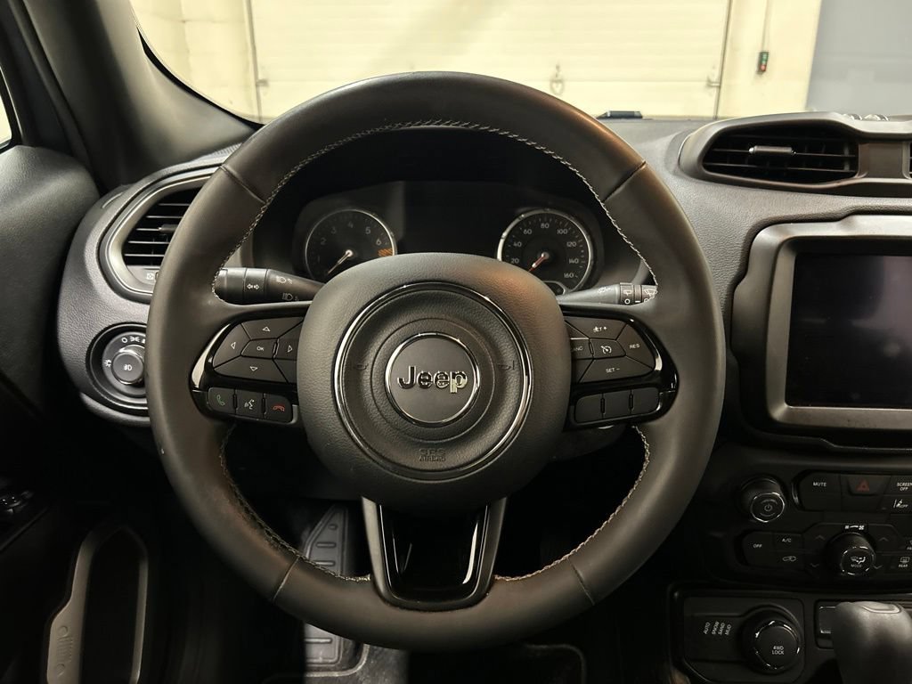 Used 2021 Jeep Renegade Latitude AWD/4WD image 17