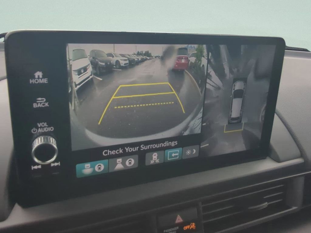 Used 2025 Honda Pilot TrailSport image 21