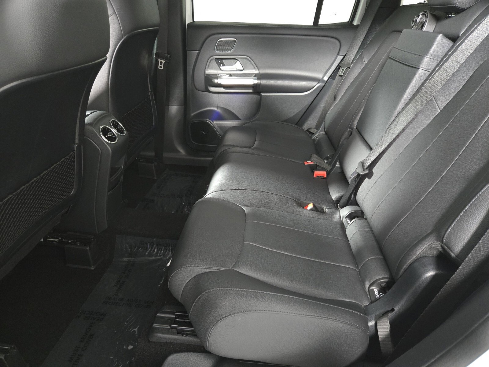 Used 2025 Mercedes-Benz GLB 250 image 12