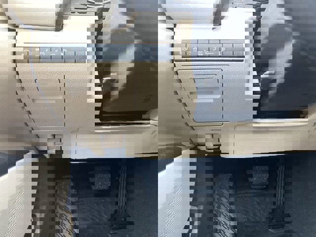 Used 2018 Toyota Camry XLE image 18