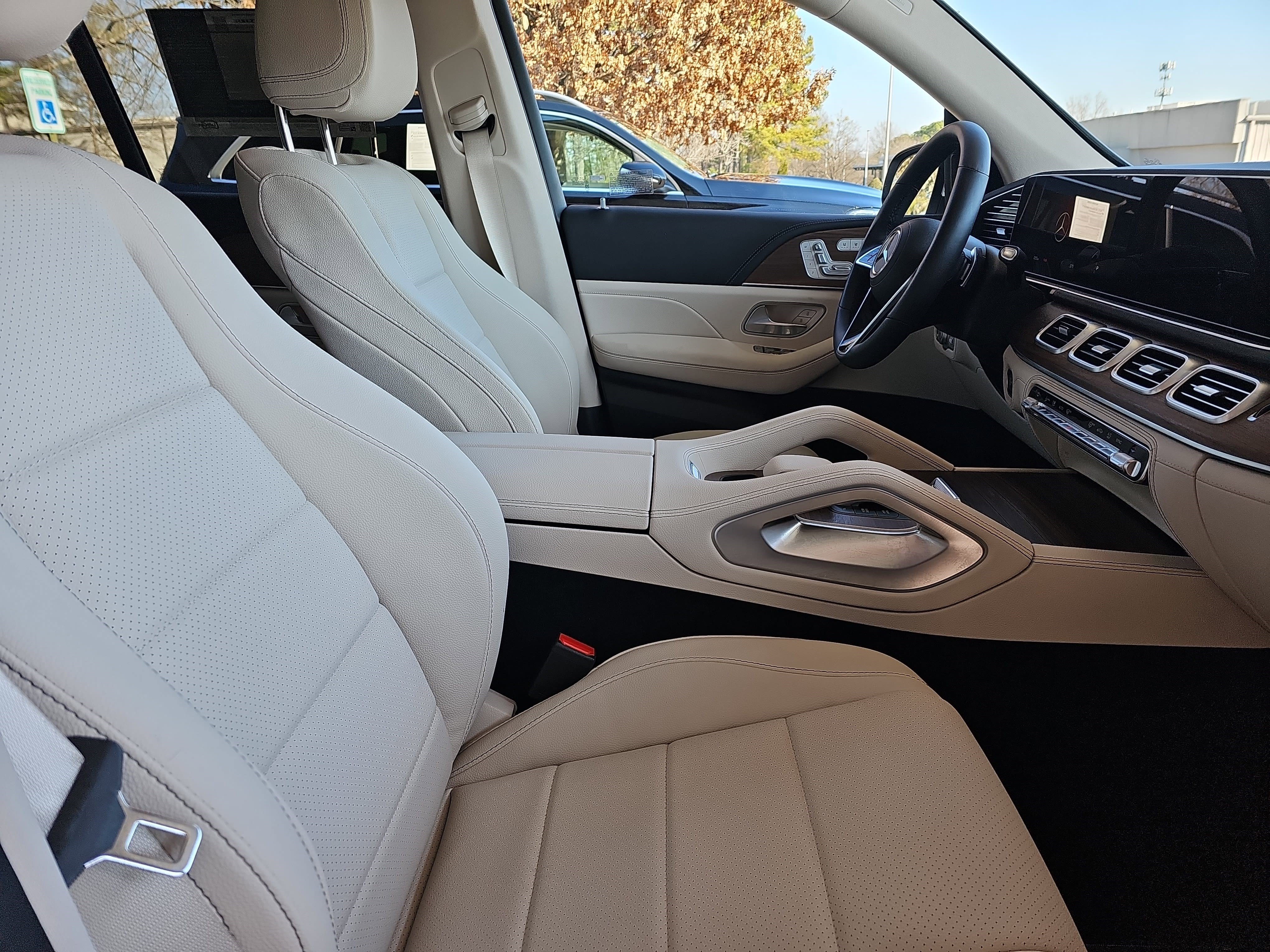 Certified 2026 Mercedes-Benz GLE 450 4MATIC image 11