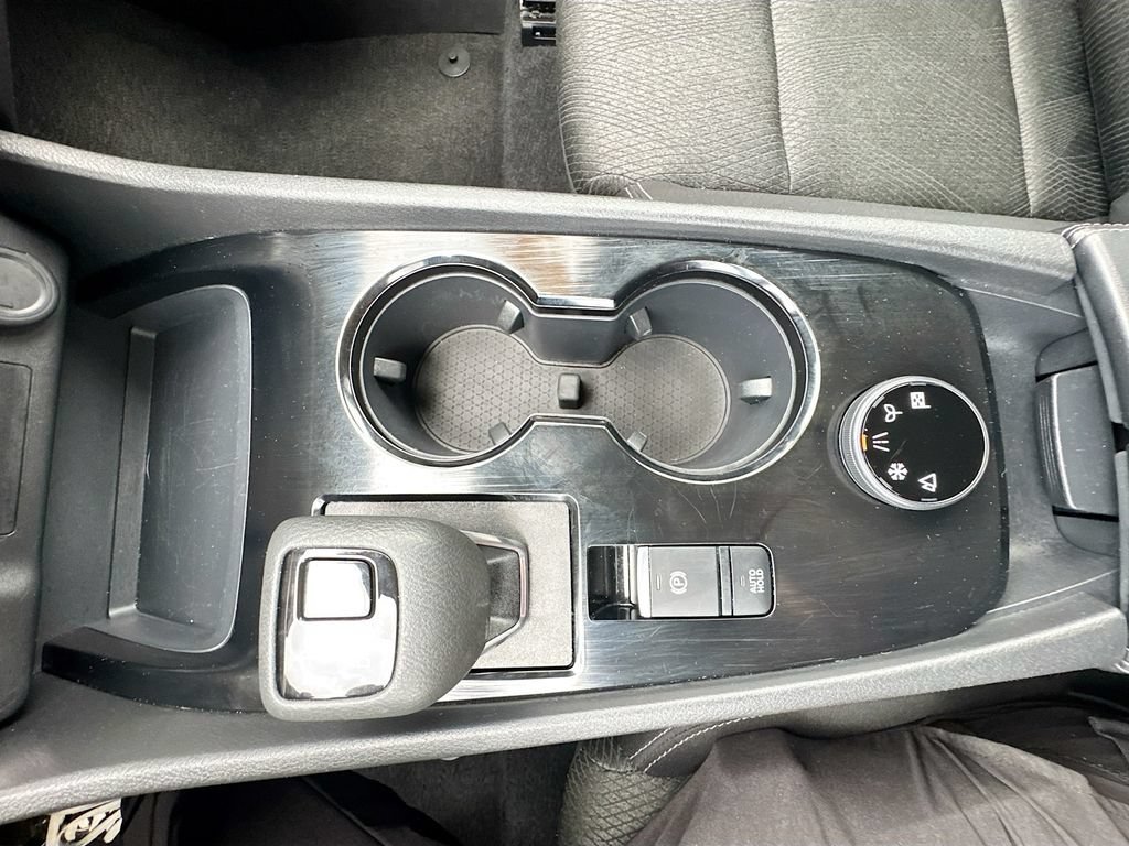 Certified 2025 Nissan Rogue SV AWD/4WD image 25