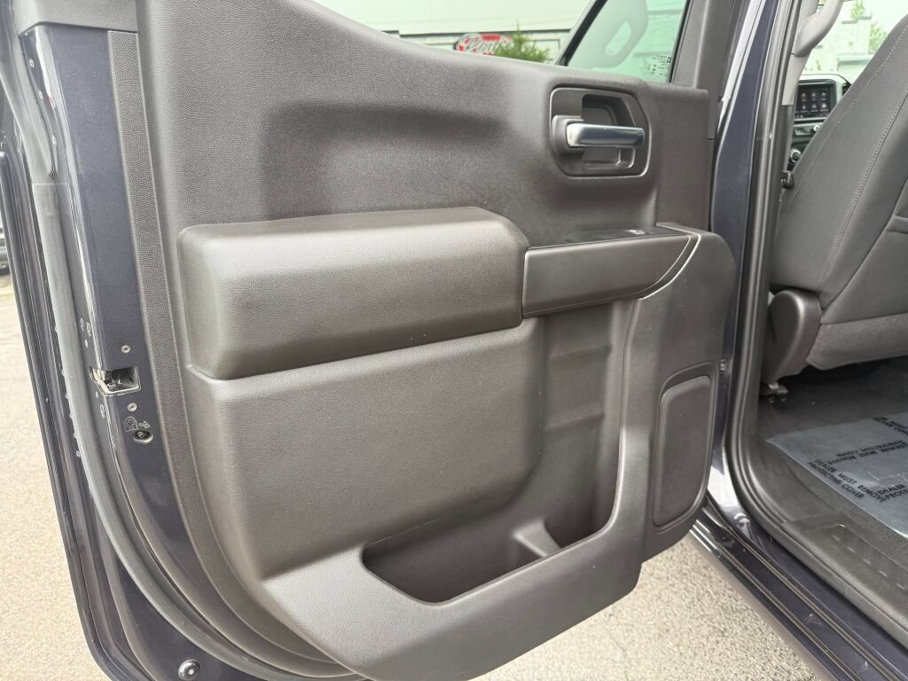 Used 2024 Chevrolet Silverado 1500 Custom Trail Boss w/ LPO, Dark Essentials Package AWD/4WD image 21
