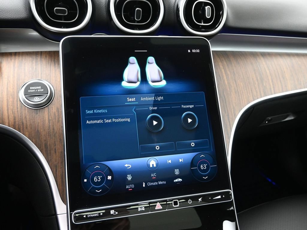 New 2025 Mercedes-Benz C 300 4MATIC Sedan image 14