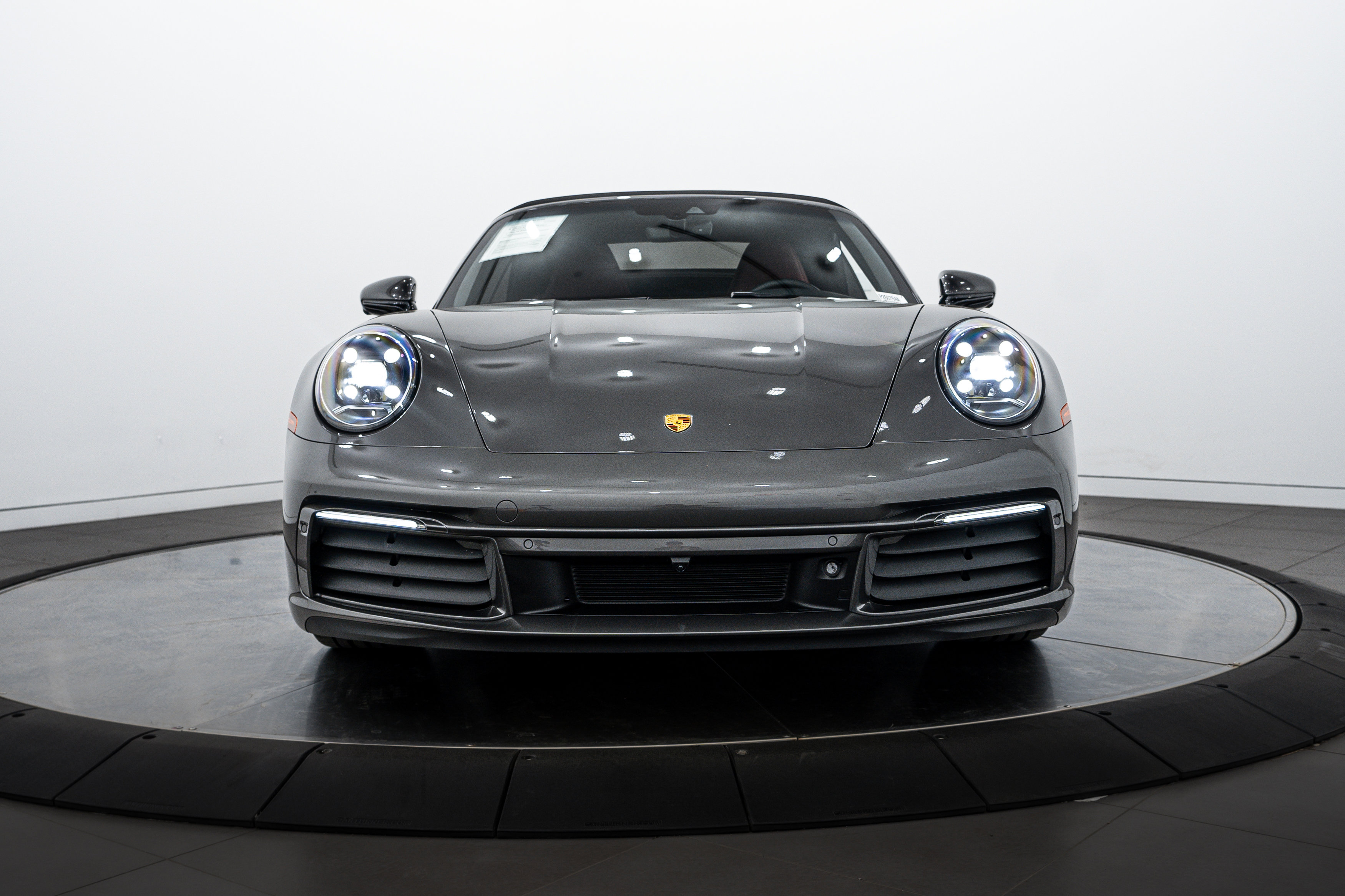 Certified 2024 Porsche 911 Carrera image 31