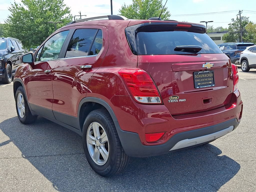 Used 2018 Chevrolet Trax LT w/ LT Convenience Package AWD/4WD image 4
