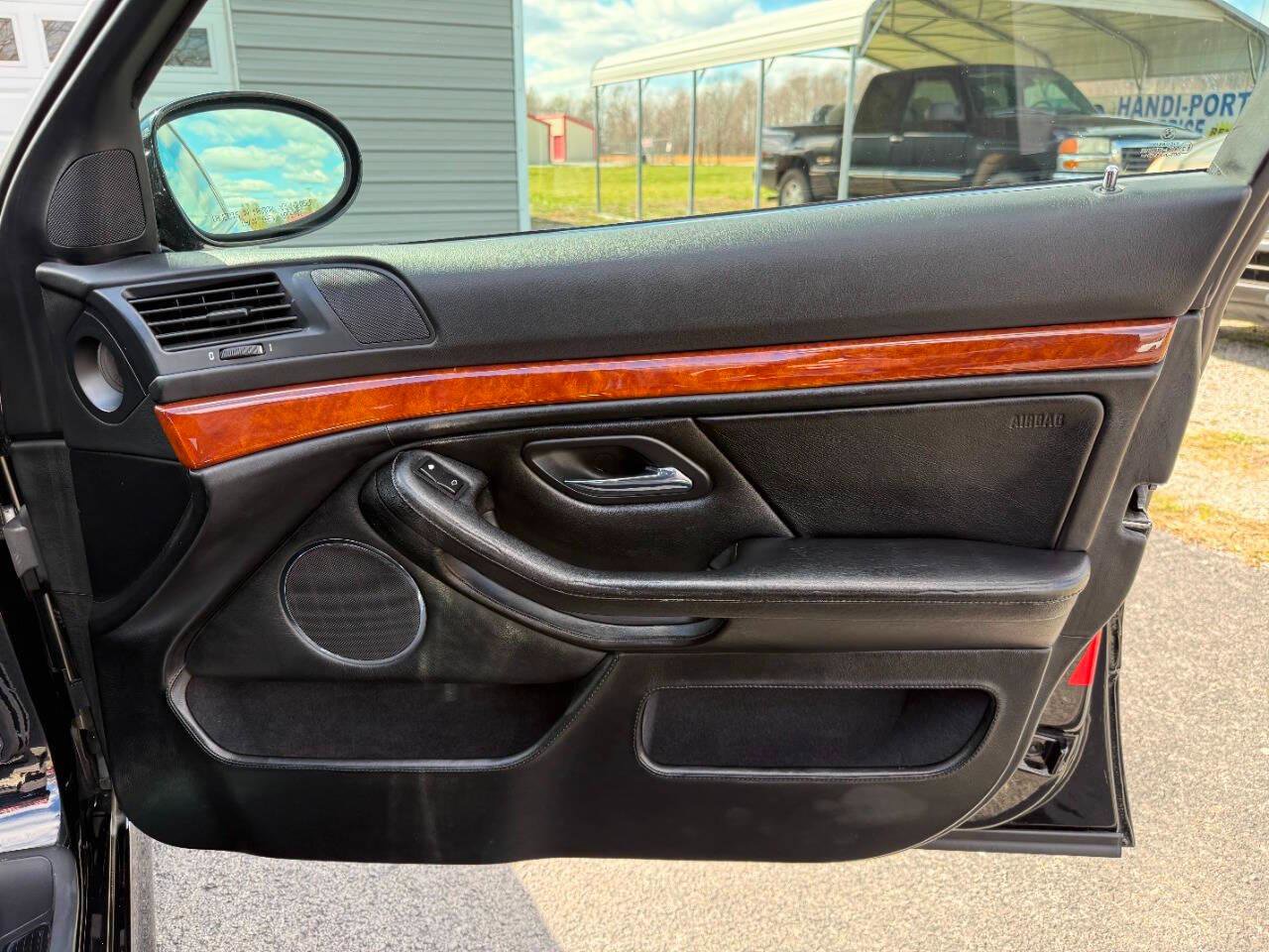 Used 2001 BMW M5 image 44