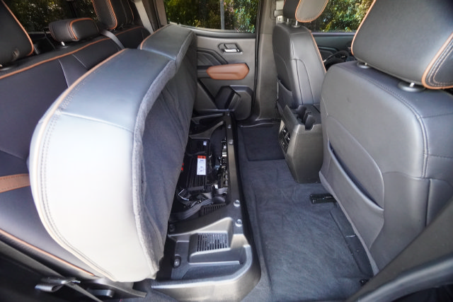 Used 2024 GMC Canyon AT4 w/ AT4 Premium Package AWD/4WD image 31
