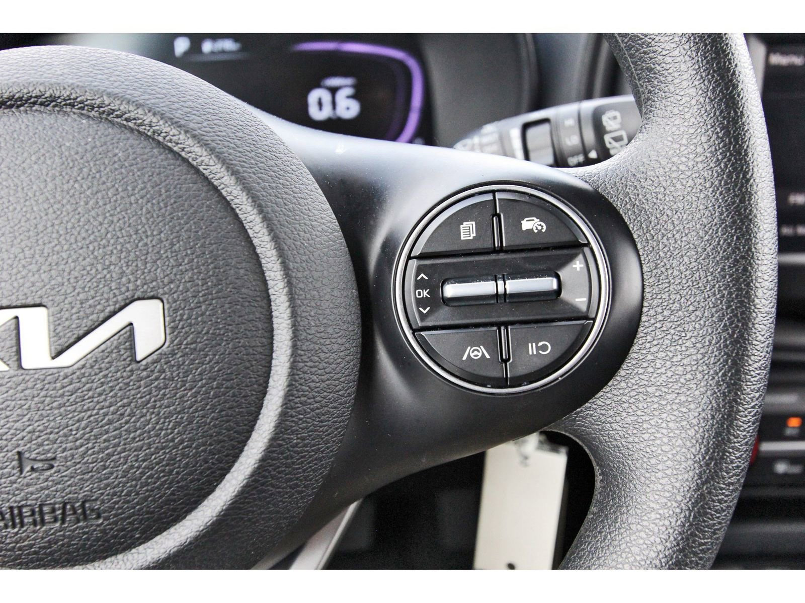 Used 2025 Kia Soul LX image 20