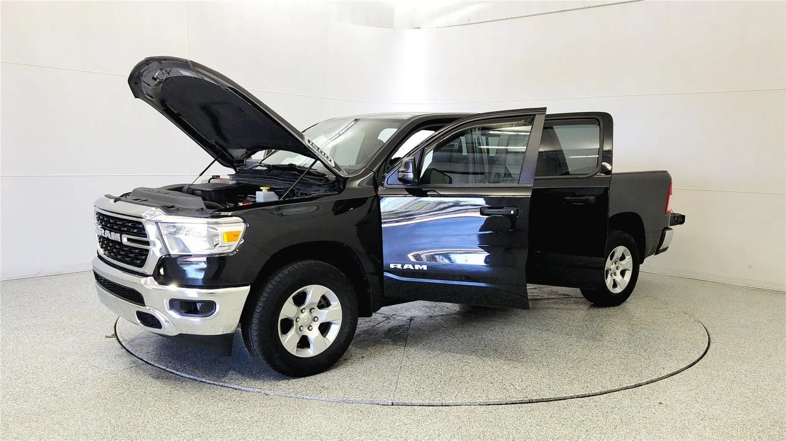 Used 2023 RAM 1500 Big Horn AWD/4WD image 11