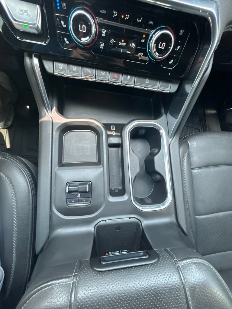 Used 2024 GMC Sierra 2500 Denali w/ Denali Reserve Package AWD/4WD image 29