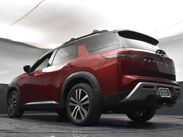 Used 2024 Nissan Pathfinder Platinum image 36